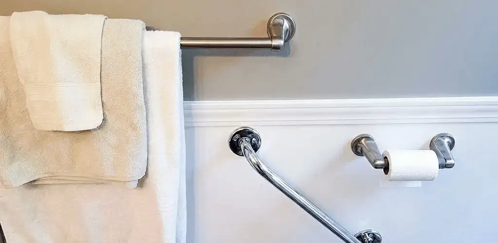 Bathroom grab bar installation for safety and accessibility in Boca Raton, FL